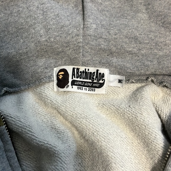 Bape Hoodie - Picture 4 of 7